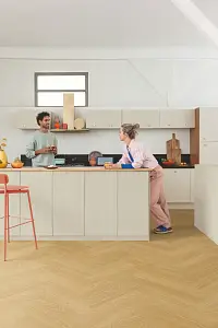 QUICK STEP ALPHA VINYL DUB RYZÍ MEDOVÝ AVHBU40360