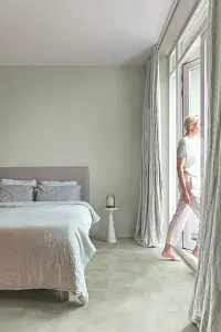 QUICK STEP ALPHA VINYL JEMNÁ ŠALVĚJ AVMTU40334